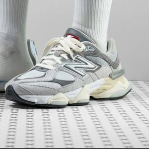 New Balance 9060 in Gray and Cream